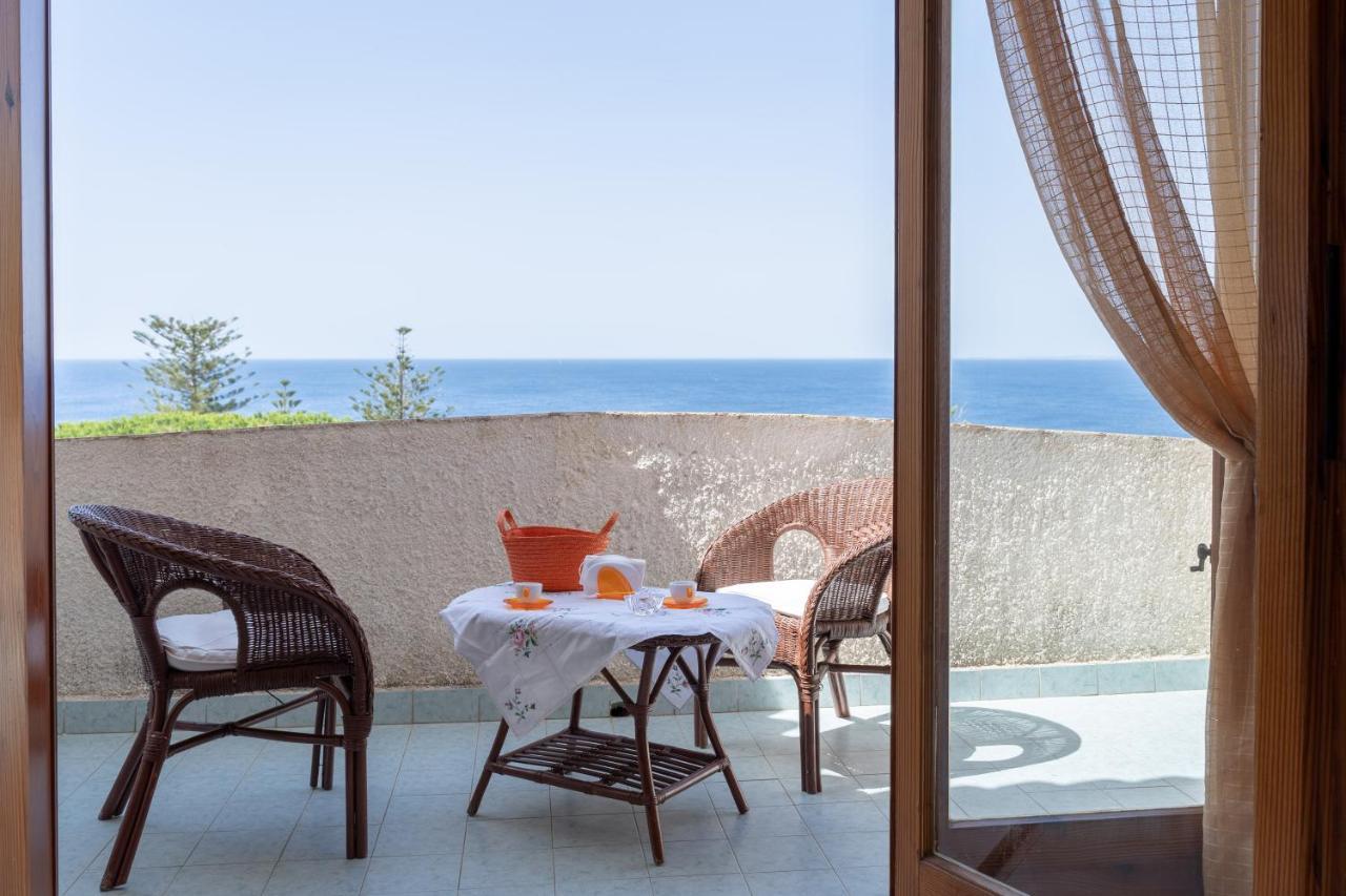 Terrazza Sul Plemmirio Bed & Breakfast Siraküza Dış mekan fotoğraf