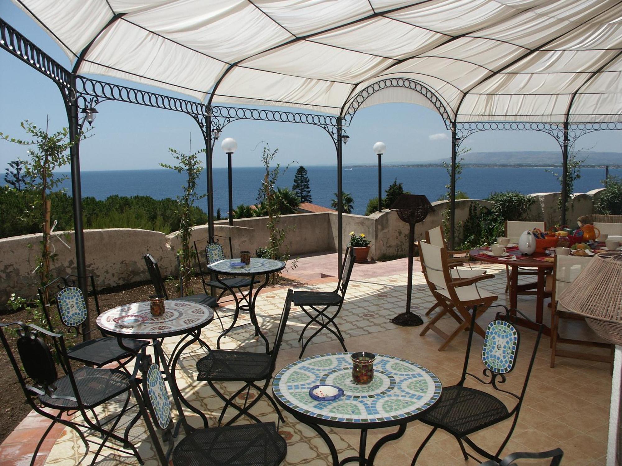 Terrazza Sul Plemmirio Bed & Breakfast Siraküza Dış mekan fotoğraf